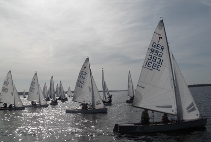 Wassertraining Erwachsenensegeln - Pirat